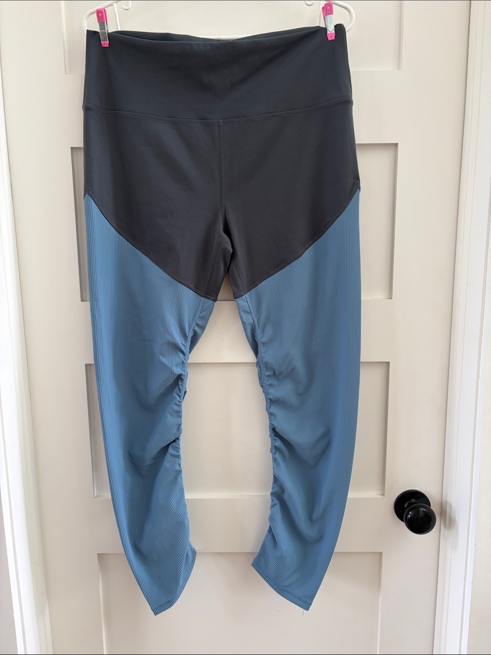 ZYIA Charcoal and Blue Two-Tone Active Leggings